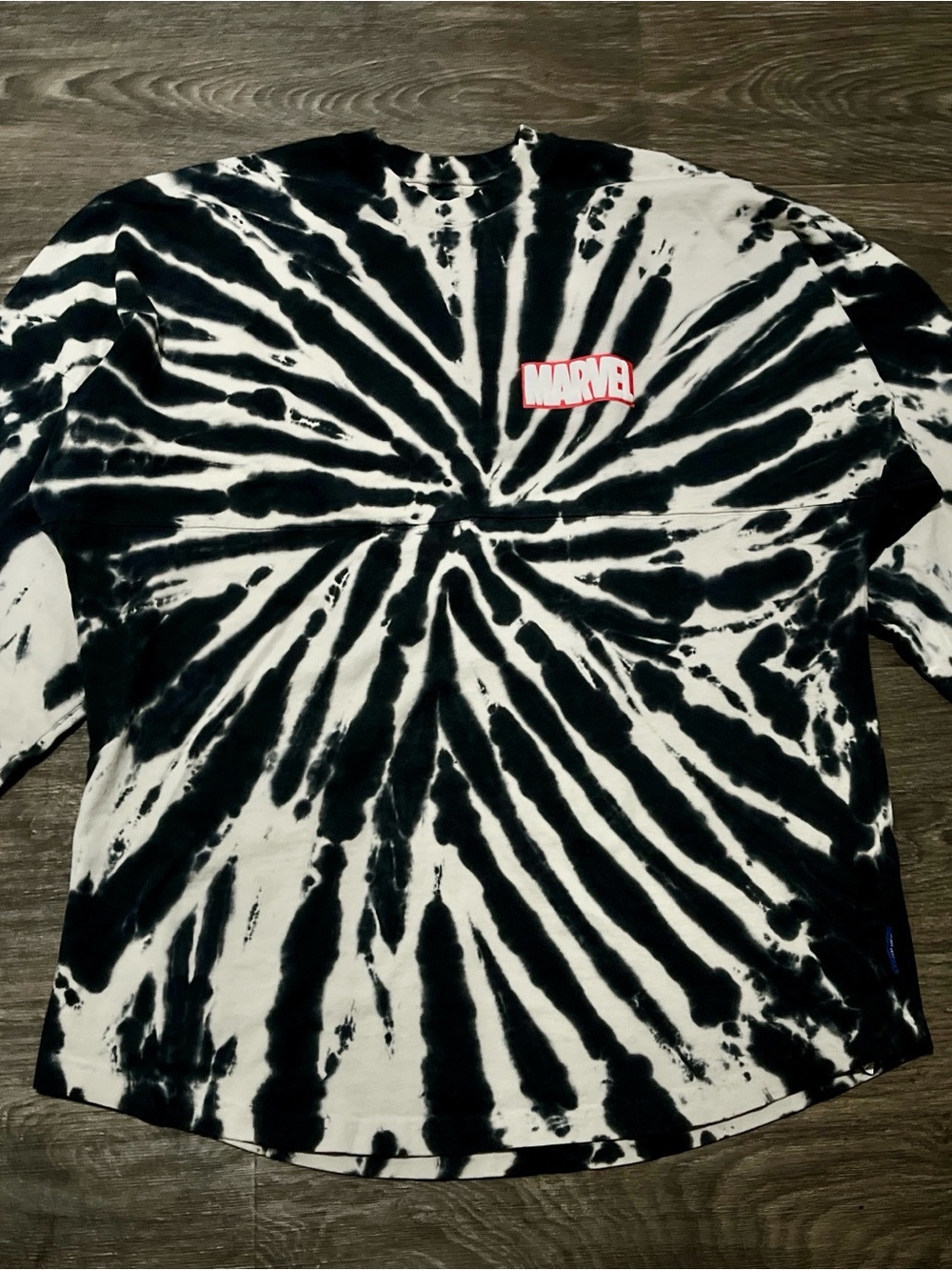 Marvel Avengers Spirit Jersey Black White Tie Dye Long Sleeve Size Medium M